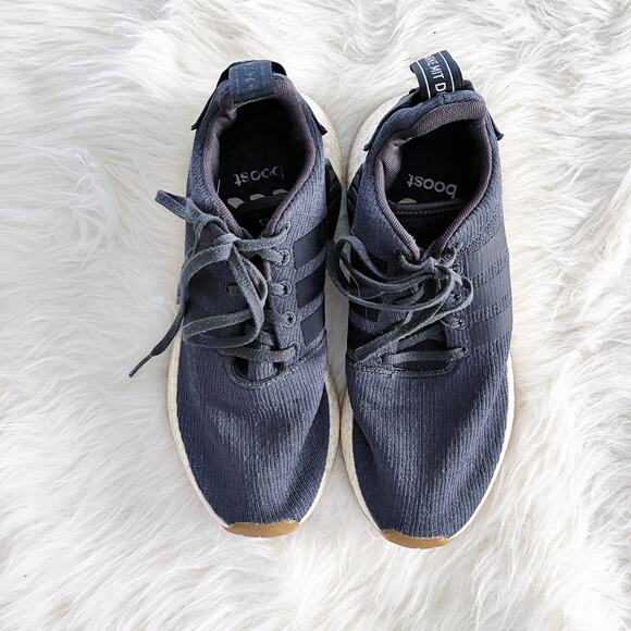 Adidas NMD R2 Primeknit Grey Five Core Black Sneaker - Picture 2 of 9